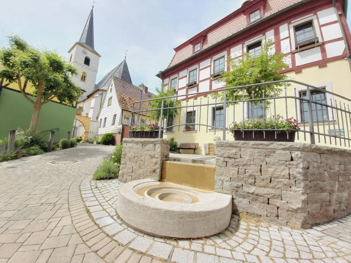 Fewo MAIN URLAUB an der Mainschleife Obereisenheim